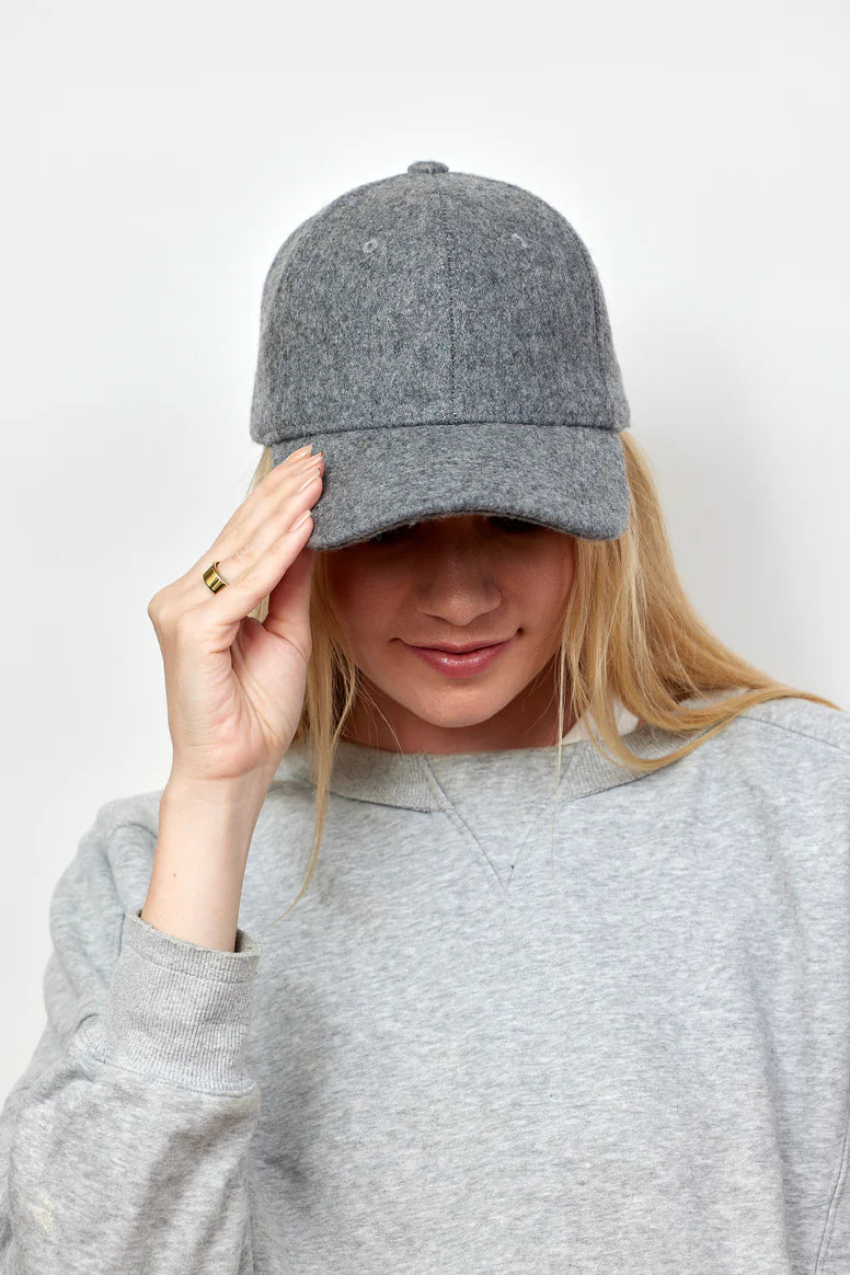 Solid Shetland Cap - Heather Grey