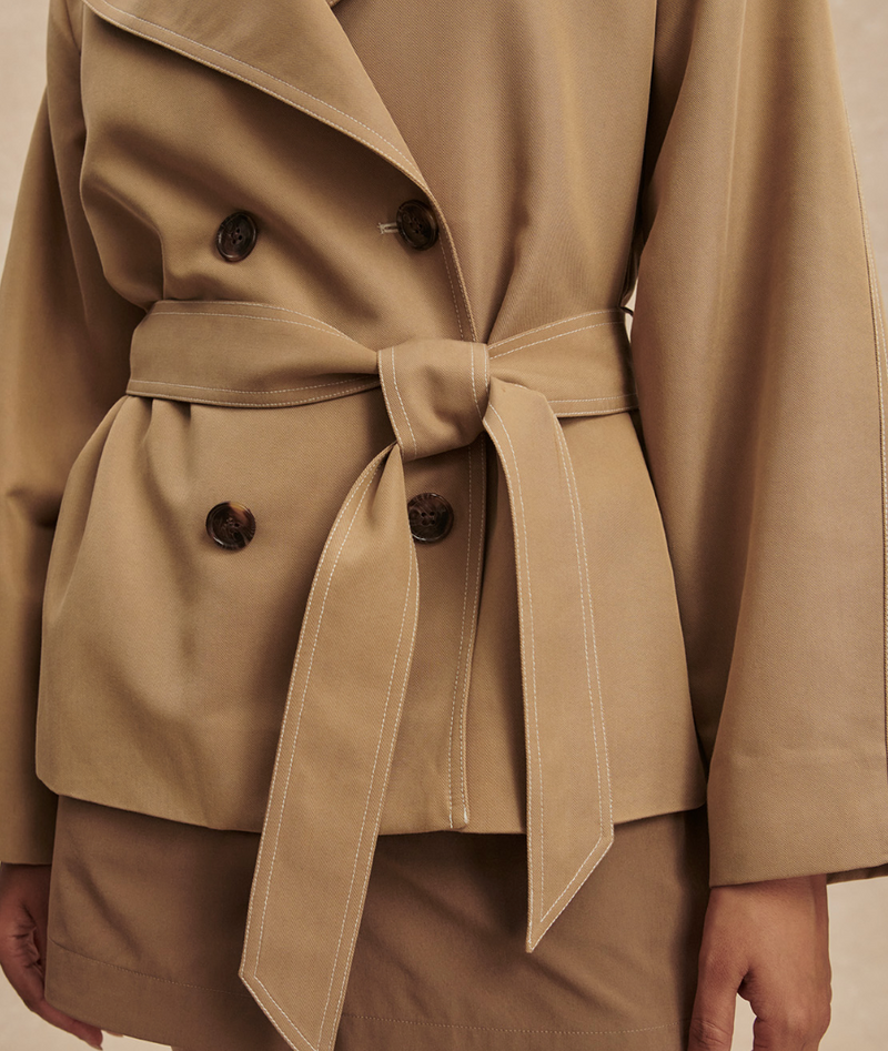 Maddox Short Trench - Light Tan – Rue Boutique